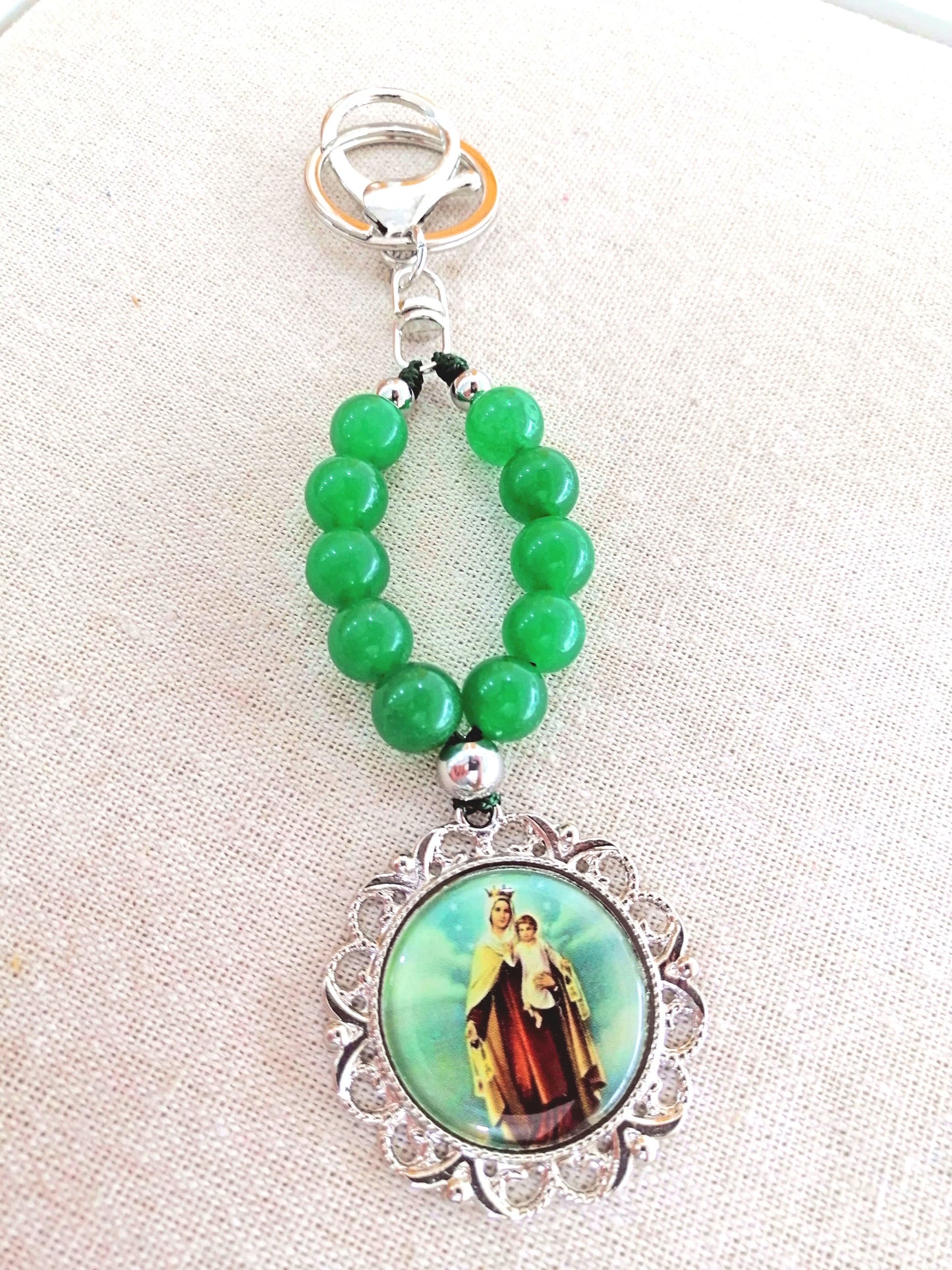 Catholic Keychains for Gentlemen: Spiritual Elegance with Natural Stones