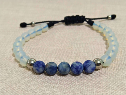 Bracelet homme avec pierres naturelles sodalite et opale : un accessoire unique