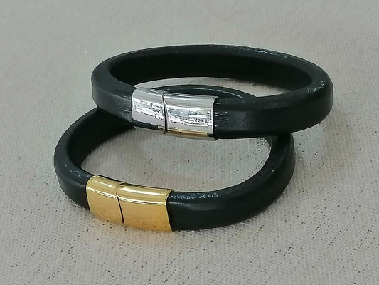 Licorice Leather Men's Bracelet: A Versatile Companion for Any Occasion