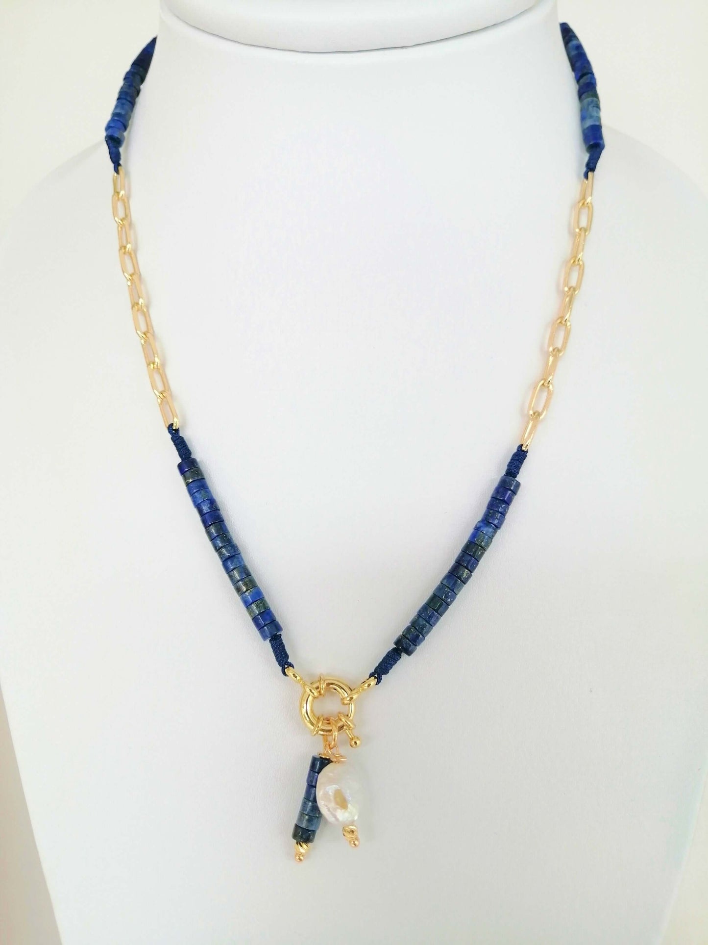 Cylindrical Natural Stone Necklace with Rhodium Chain - Elegance and Natural Connection