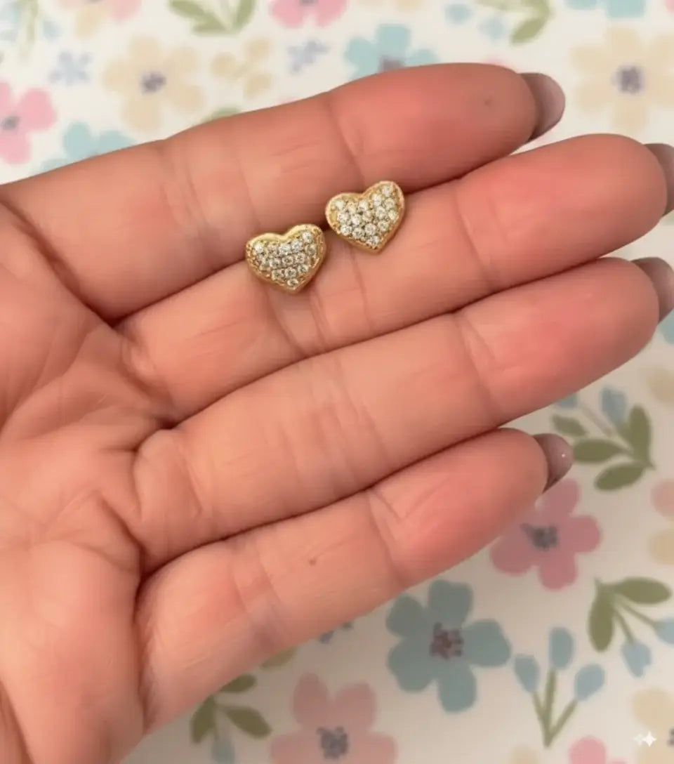 Aretes Rodinados en Forma de Corazón