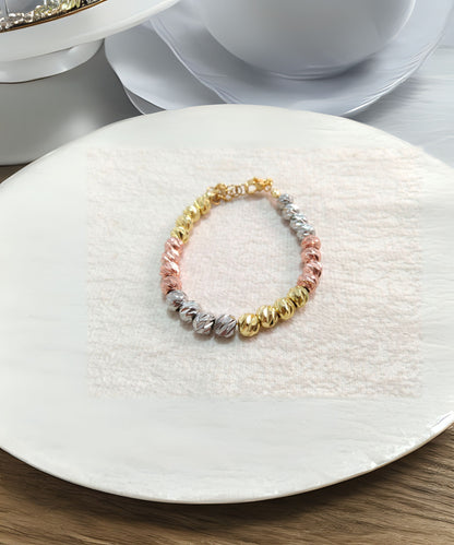 Bracelets Bali plaqués rhodium pour femmes : une brillance élégante pour chaque occasion